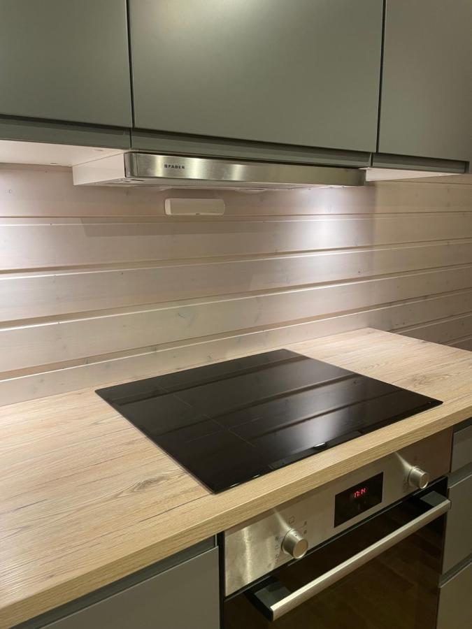 Spacious 50 Sqm Apartment Close To City Centre! トロムソ エクステリア 写真