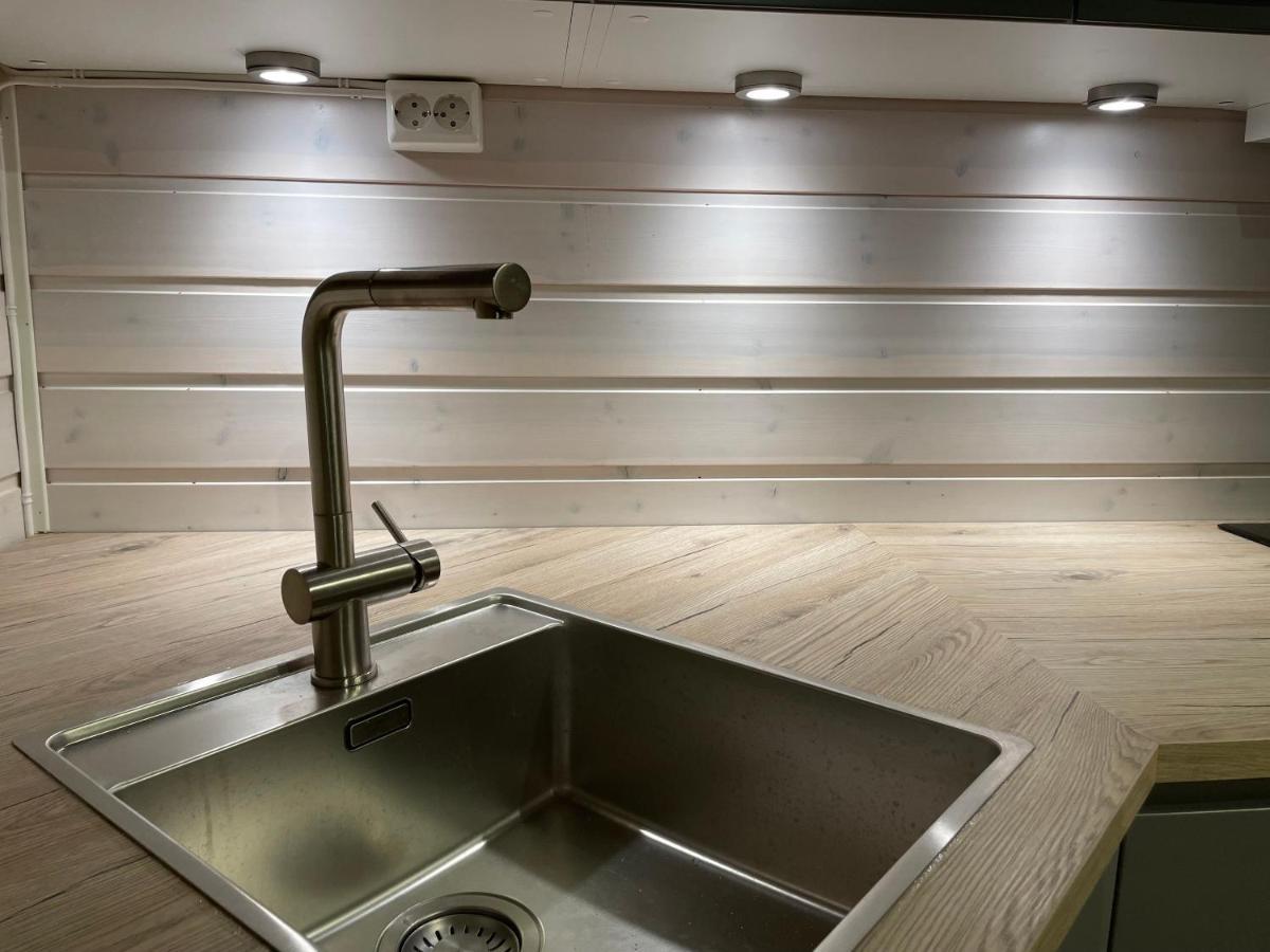 Spacious 50 Sqm Apartment Close To City Centre! トロムソ エクステリア 写真